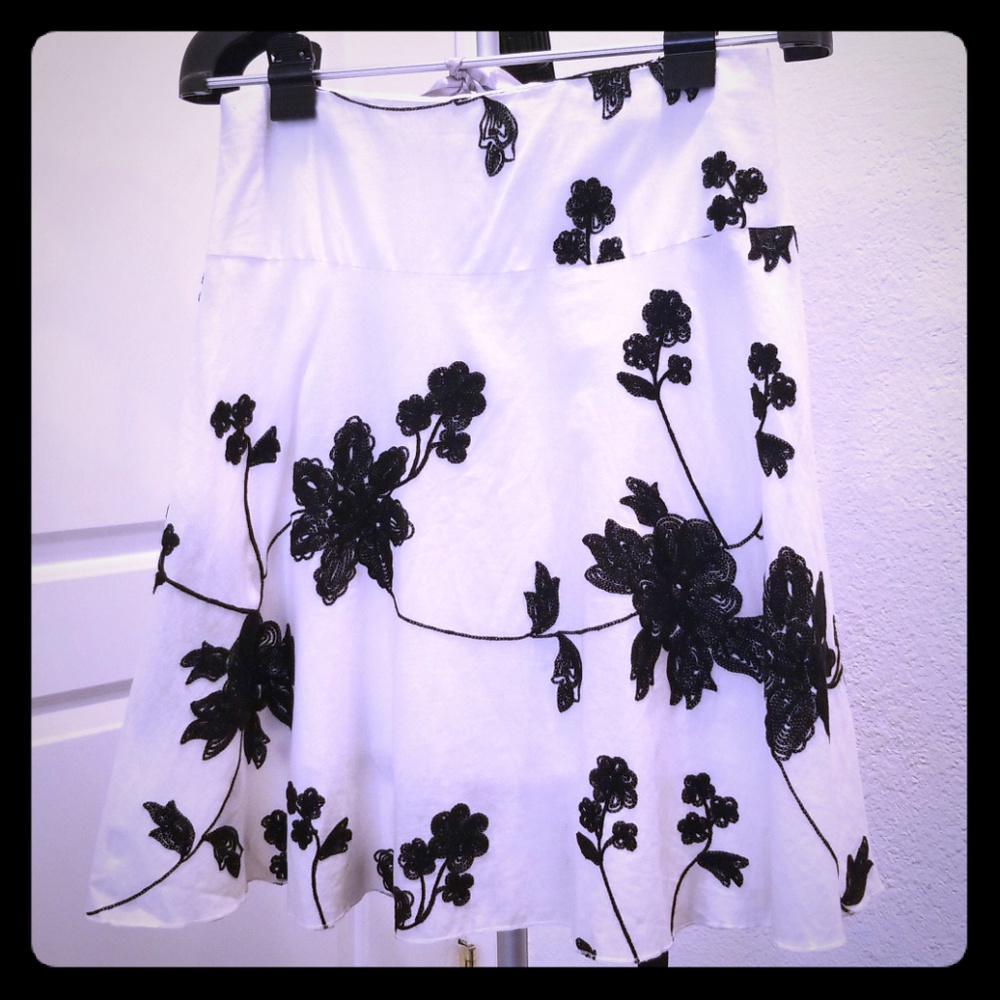 Black and white Midi Skirt